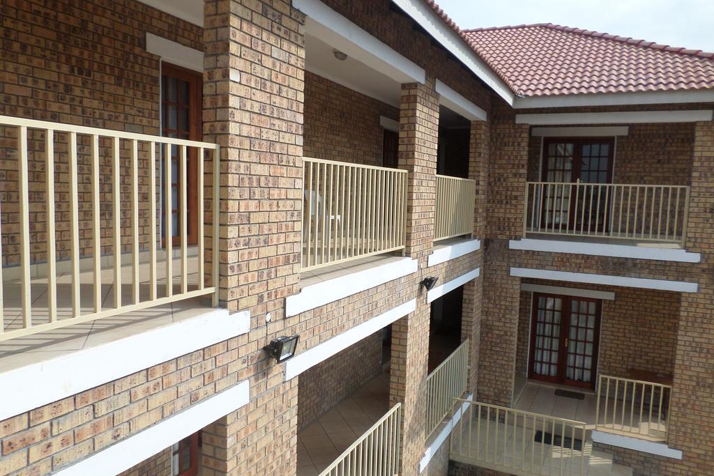 Country Link Guest Lodge Komatipoort Buitenkant foto
