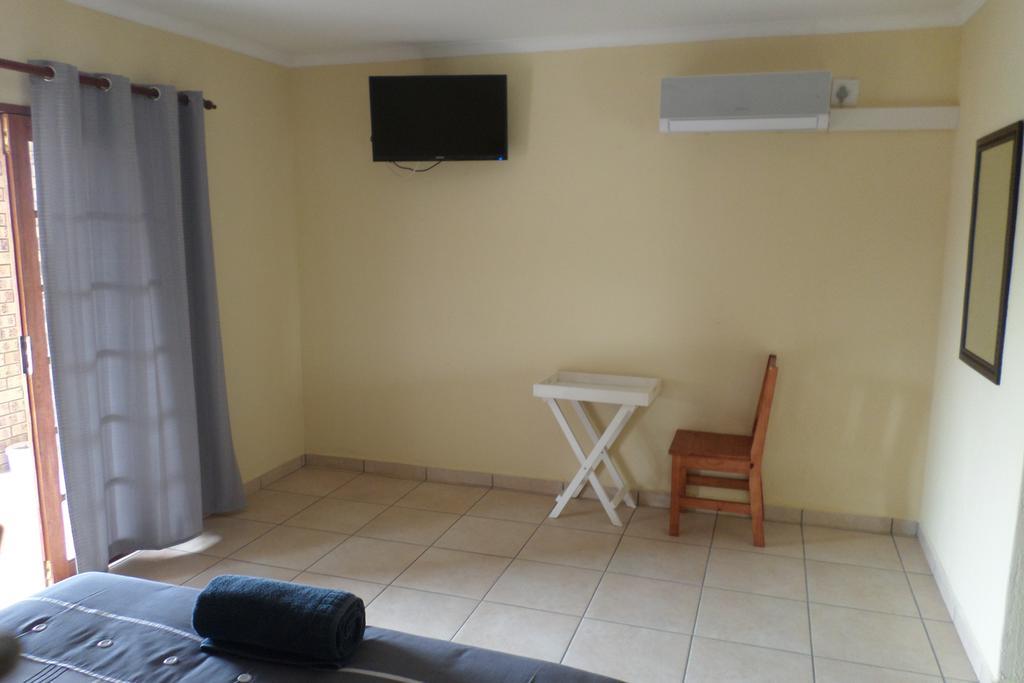 Country Link Guest Lodge Komatipoort Buitenkant foto